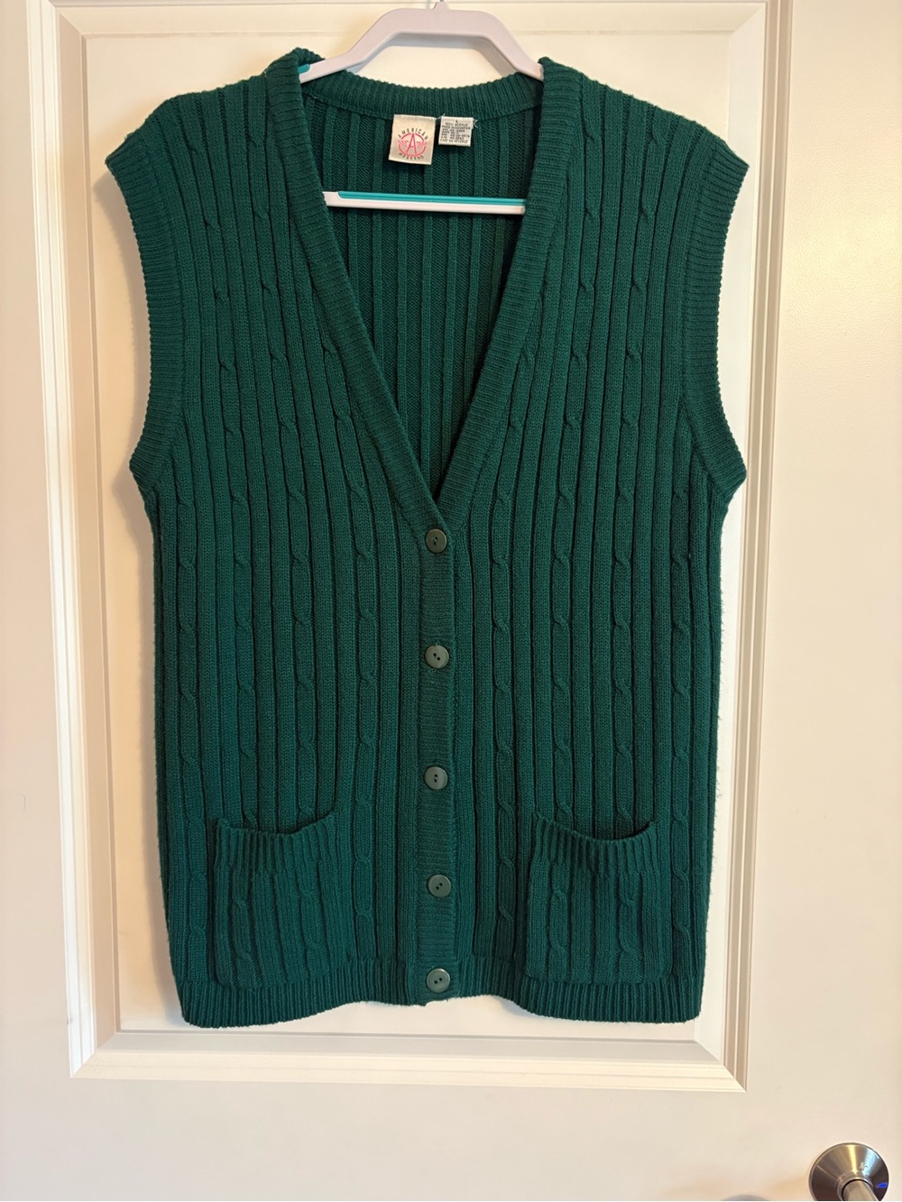 AMERICAN WEEKEND | Dark Green | Vintage Cable Knit V-Neck Button Sweater Vest